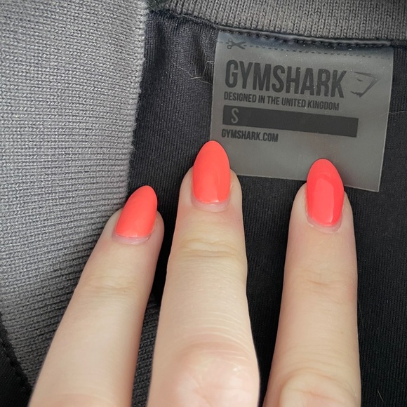 Nikki Blackketter by Gymshark black cropped bomber jacket size small worn twice. - Picture 3 of 8